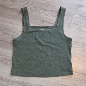 Old Navy Cropped Tank Top